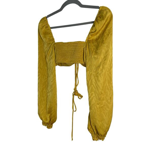 Revolve House of Harlow Cropped Textured Top Long Sleeve Smocked Back Size S - Picture 6 of 7